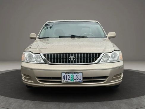 Used 2000 Toyota Avalon XL image 5