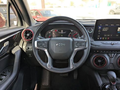 Used 2025 Chevrolet Blazer RS image 16