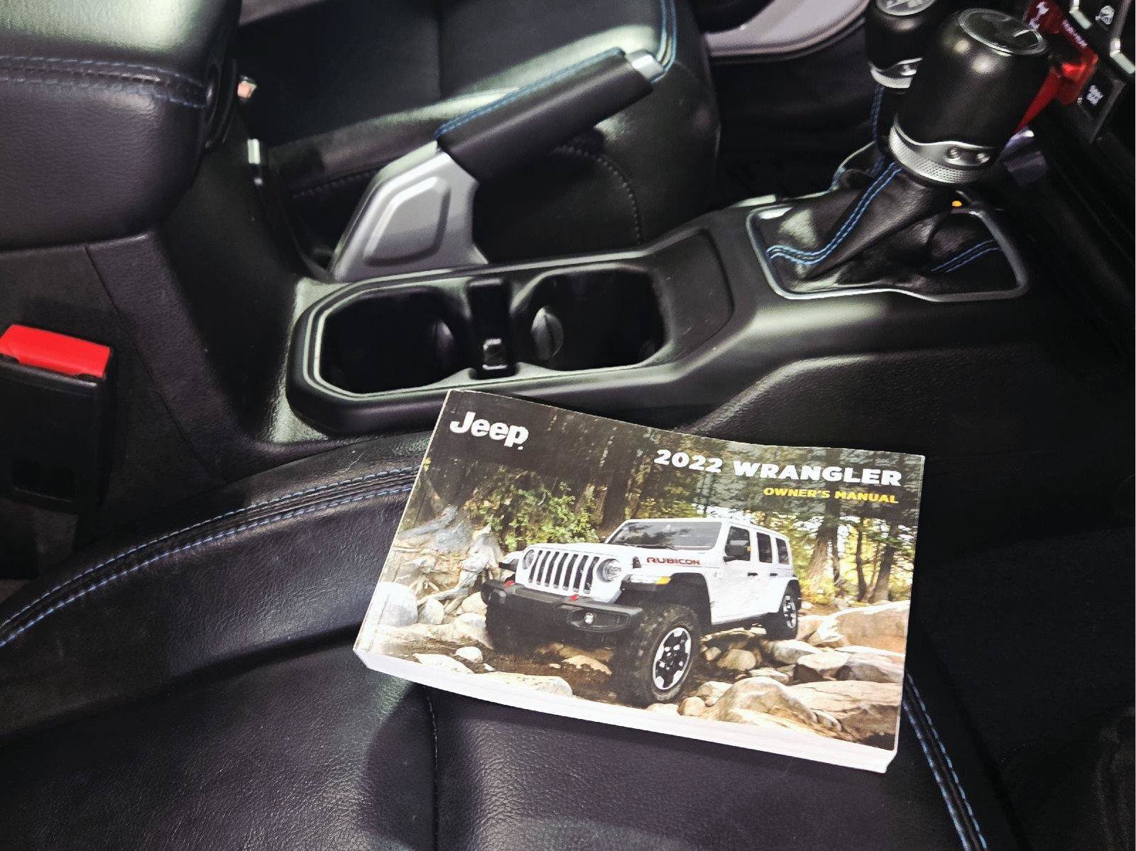 Used 2022 Jeep Wrangler Unlimited Rubicon 4xe w/ Cold Weather Group AWD/4WD image 63