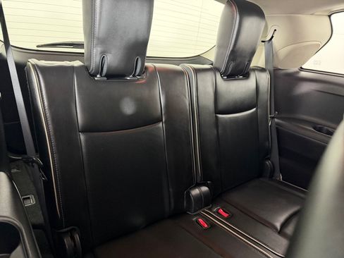 Used 2016 INFINITI QX60 Luxe w/ Deluxe Technology Package AWD/4WD image 5