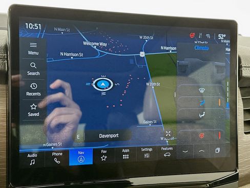 Used 2023 Ford Expedition Limited image 12