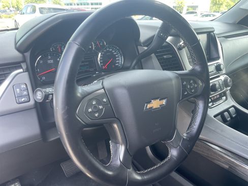 Used 2019 Chevrolet Tahoe LT RWD image 18