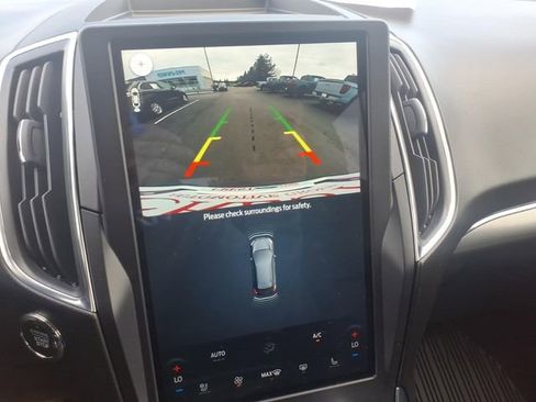 Certified 2024 Ford Edge Titanium w/ Equipment Group 301A image 17