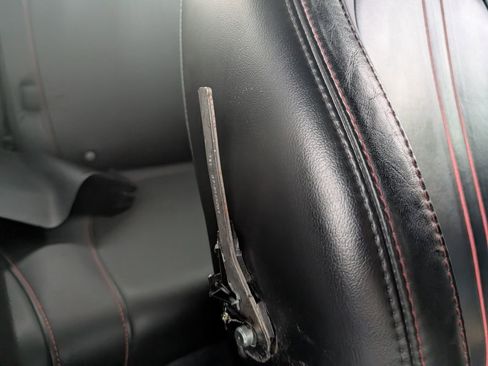 Used 2013 FIAT 500 Abarth w/ Comfort/Convenience Group image 39