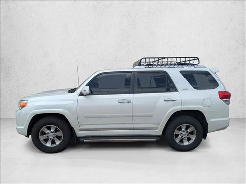 Used 2011 Toyota 4Runner SR5 AWD/4WD image 8