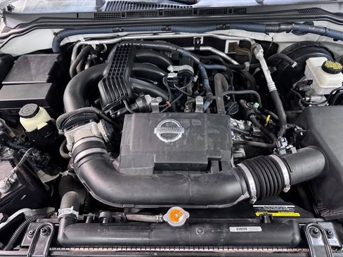 Used 2010 Nissan Xterra S RWD image 11