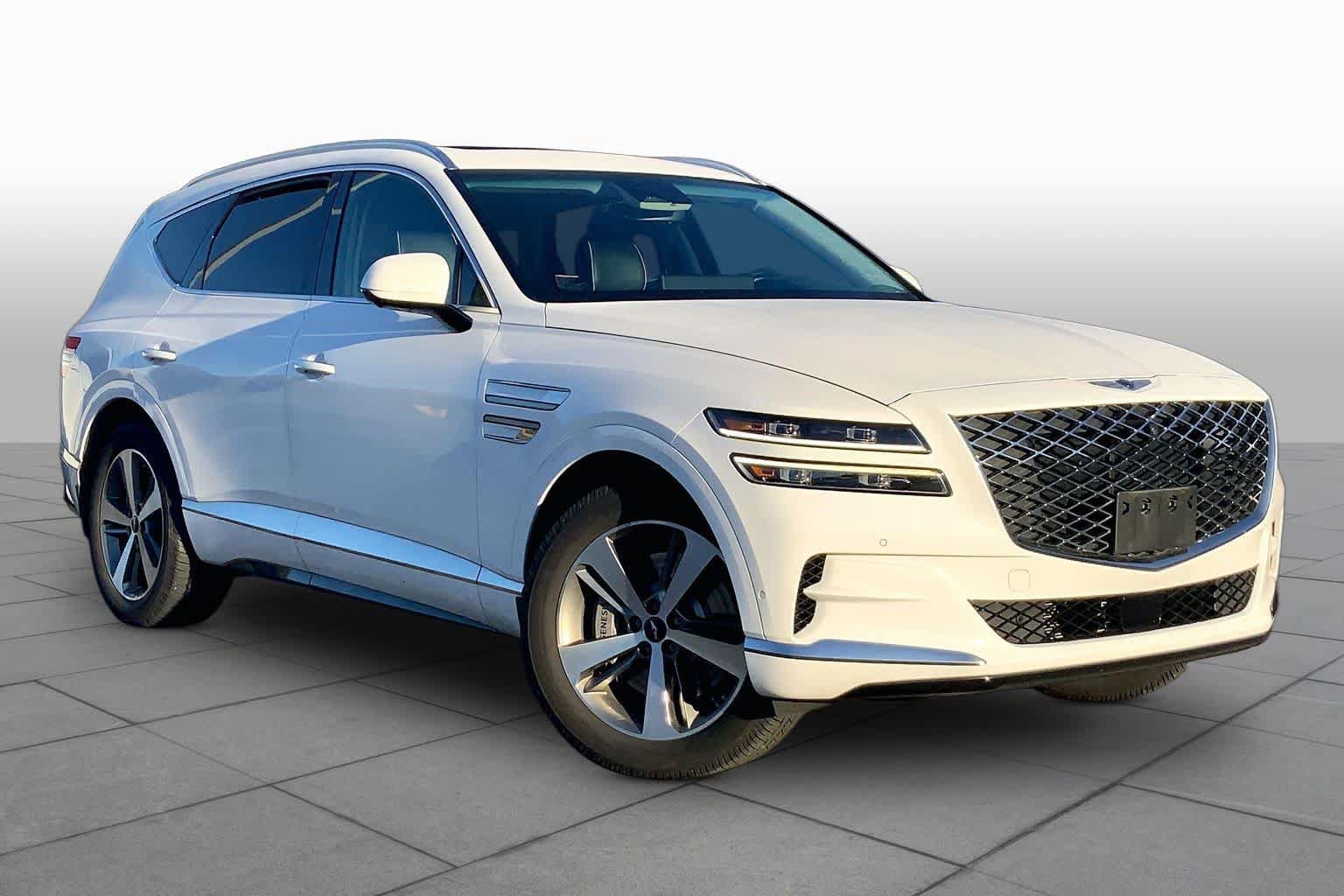 Used 2022 Genesis GV80 2.5T w/ Advanced Package 02 AWD/4WD image 3