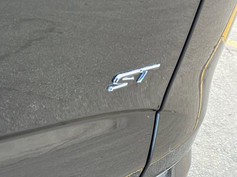 Used 2022 Buick Enclave Essence w/ Experience Buick Package image 9