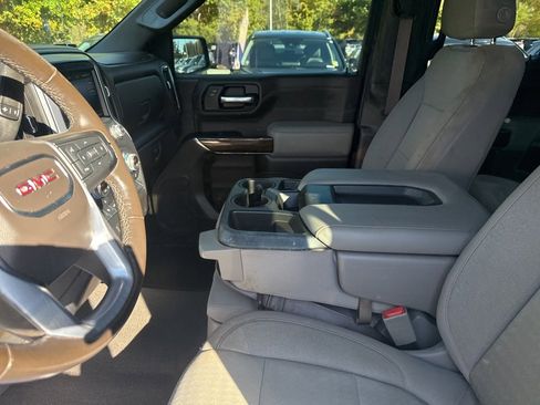 Used 2020 GMC Sierra 1500 Elevation w/ Elevation Value Package image 10