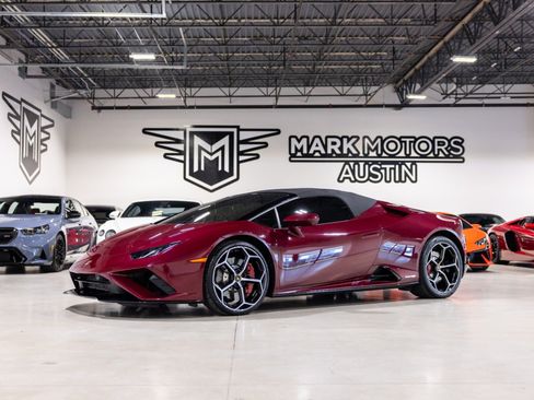 Used 2022 Lamborghini Huracan EVO RWD image 1