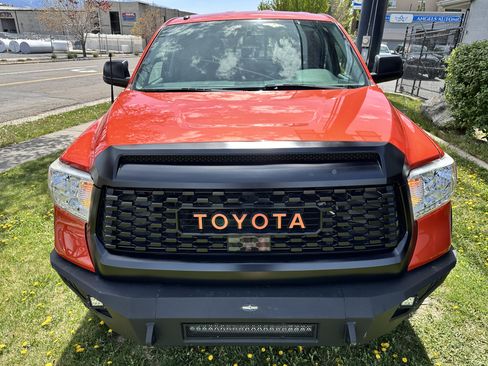 Used 2017 Toyota Tundra SR5 w/ TRD Off Road Package image 13