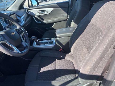Used 2021 Chevrolet Blazer LT image 10