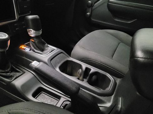 Used 2020 Jeep Wrangler Unlimited Sport AWD/4WD image 26