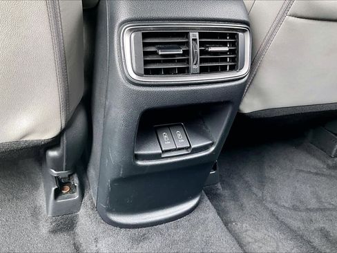 Used 2020 Honda CR-V Touring image 15