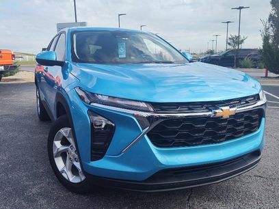 Used 2025 Chevrolet Trax LS w/ LS Convenience Package