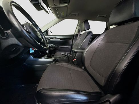 Used 2021 Kia Seltos S FWD image 21