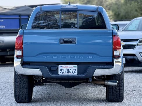 Used 2019 Toyota Tacoma SR5 RWD image 11