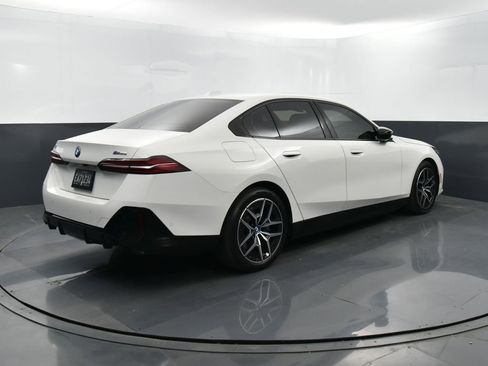 Used 2024 BMW i5 M60 image 43