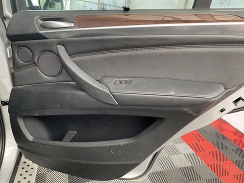 Used 2013 BMW X5 xDrive50i w/ Sport Activity Pkg image 10