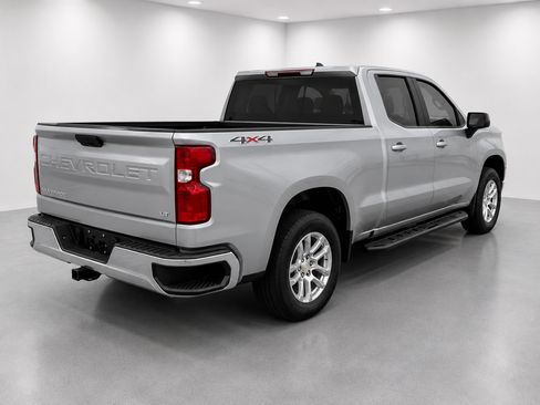 Used 2024 Chevrolet Silverado 1500 LT AWD/4WD image 3