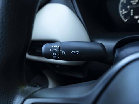 Used 2026 Honda HR-V LX image 23