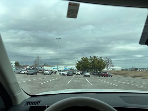 Used 2025 Hyundai Santa Fe SEL image 36