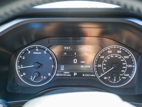 Used 2024 Mitsubishi Outlander SE AWD/4WD image 21