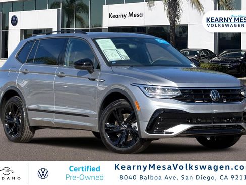 Used 2023 Volkswagen Tiguan SE R-Line image 1