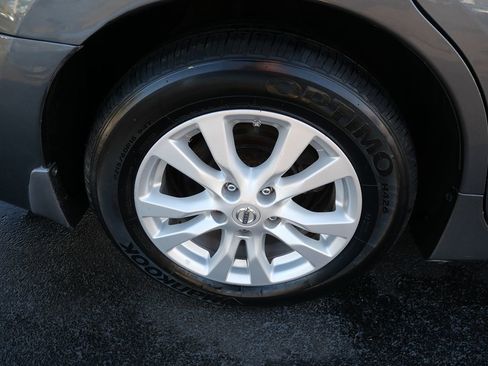 Used 2014 Nissan Altima 2.5 S w/ Sport Value Package image 32