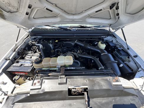 Used 2001 Ford F250 4x4 Regular Cab Super Duty image 19