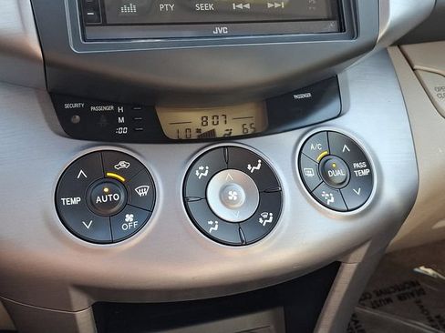 Used 2008 Toyota RAV4 Limited AWD/4WD image 16