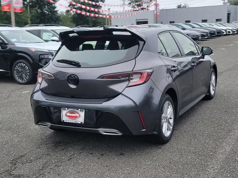 Used 2022 Toyota Corolla SE w/ SE Preferred Package FWD image 8