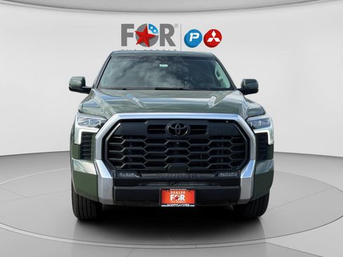 Used 2022 Toyota Tundra Limited w/ TRD Off-Road Package image 8