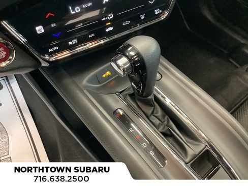 Used 2018 Honda HR-V EX image 17