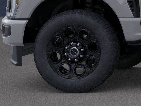 New 2026 Ford F350 Lariat w/ Black Appearance Package image 19