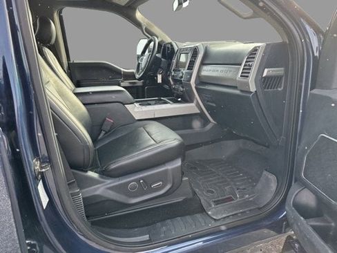 Used 2017 Ford F350 Lariat w/ Chrome Package image 2