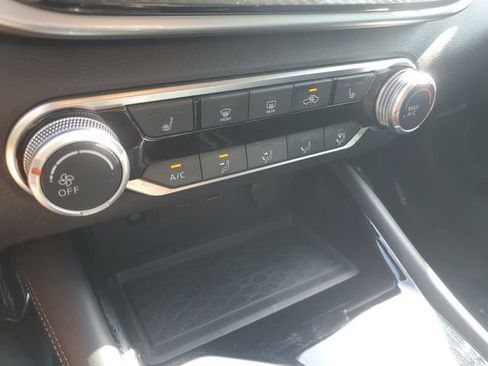 Certified 2023 Nissan Altima 2.5 SR w/ SR Premium Package AWD/4WD image 23