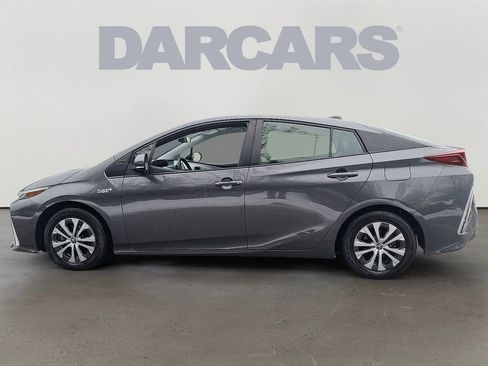 Used 2021 Toyota Prius Prime LE image 4