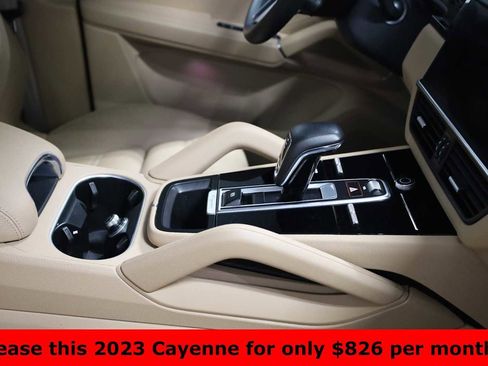 Certified 2023 Porsche Cayenne Platinum Edition image 21