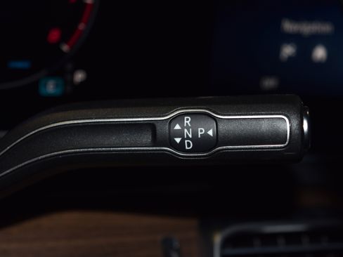 New 2026 Mercedes-Benz GLE 450 4MATIC image 16