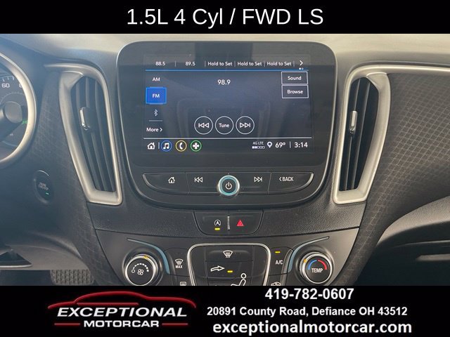 Used 2022 Chevrolet Malibu LS FWD image 41