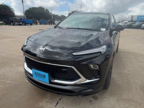 Used 2026 Buick Encore GX Sport Touring FWD image 3