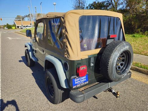 Used 1997 Jeep Wrangler SE image 4