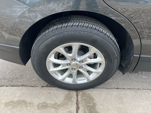 Used 2021 Chevrolet Equinox LT image 11