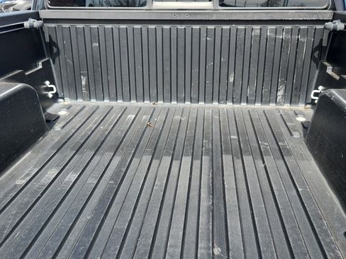 Used 2016 Toyota Tacoma TRD Off-Road w/ Premium & Technology Package image 10