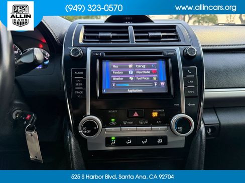 Used 2013 Toyota Camry SE FWD image 9