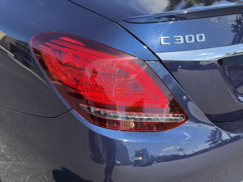 Used 2019 Mercedes-Benz C 300 Sedan image 9