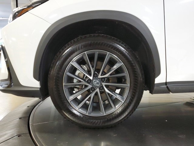 Used 2026 Lexus NX 350 AWD w/ Premium Package image 30