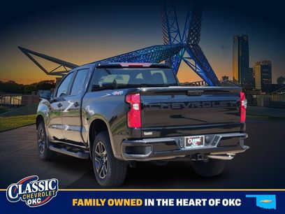 New 2026 Chevrolet Silverado 1500 Custom w/ LPO, Dark Essentials Package