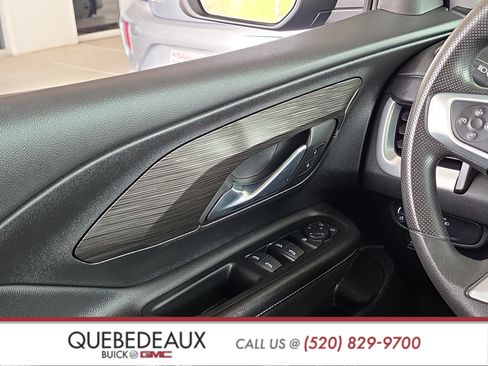 Used 2024 GMC Terrain SLE w/ Driver Convenience Package FWD image 22